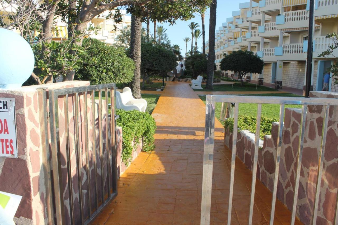 Holiday Beach デニア エクステリア 写真